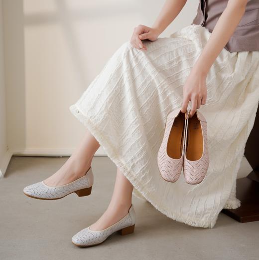 西村名物2025年夏季新款舒适低跟新中式风优雅镂空浅口单鞋T25AH16101 商品图0