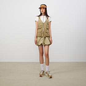 [福利价]lost in echo2025春夏新款高级V领轻薄多口袋工装户外马甲马夹女