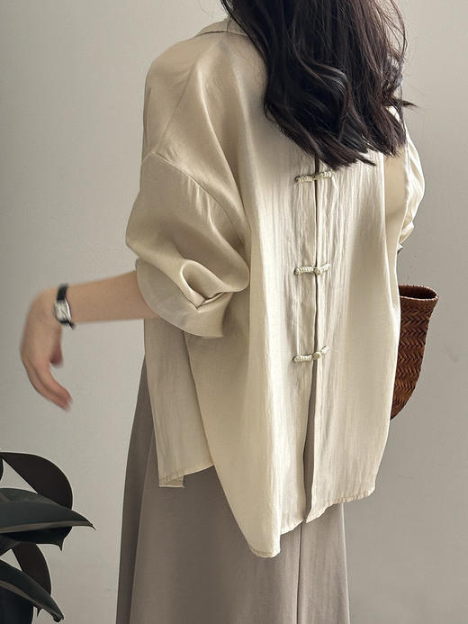 新中式后背开衩罩衫 商品图0
