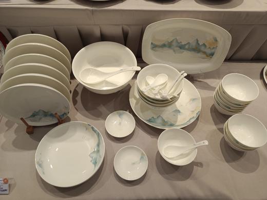 【小程序专享】凡瑞斯云水人家（釉中彩）10人用38头骨瓷餐具 商品图8