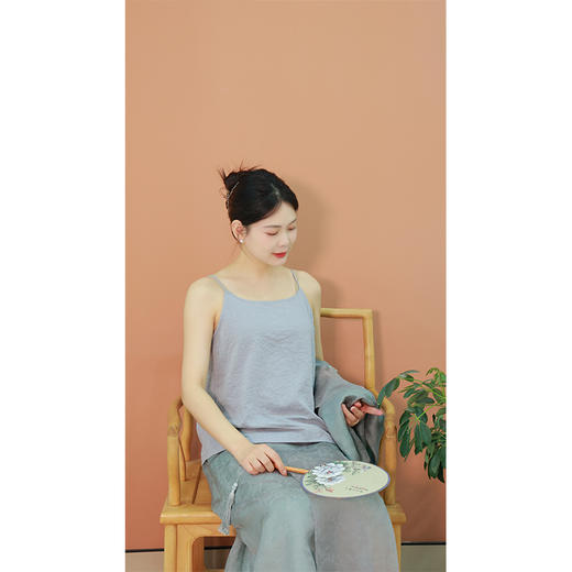 【抖音专属】吊带（19718001葭灰-结缘款） 商品图4