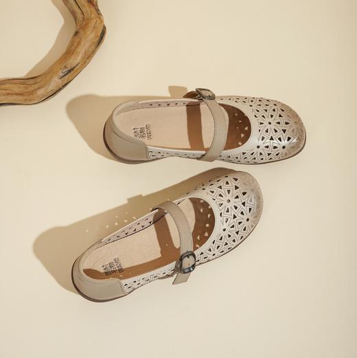 西村名物2025年夏季新款舒适低跟新中式风优雅玛丽珍单鞋洞洞鞋T25AH16251 商品图6