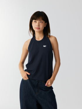 运动出街很绝的挂脖露背小背心