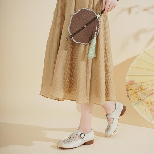 西村名物2025年夏季新款舒适低跟新中式风优雅玛丽珍单鞋洞洞鞋X25AH15791 商品图3