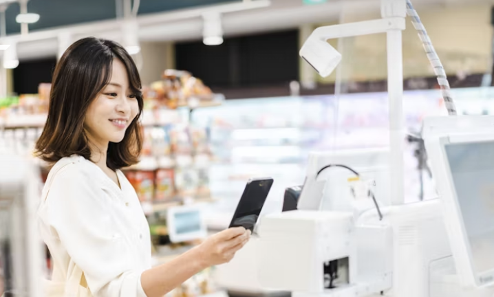 《2025中国消费品和零售行业纵览》：如何挖掘消费结构升级中的增长新机遇？