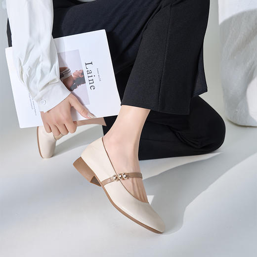 Safiya/索菲娅2025春夏圆头浅口玛丽珍软底百搭珍珠仙女风单鞋 SFD1111147/SFD3111147 商品图3