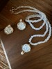 SpoiledBrat Jewelry天使珍珠贝母耳钉 商品缩略图0