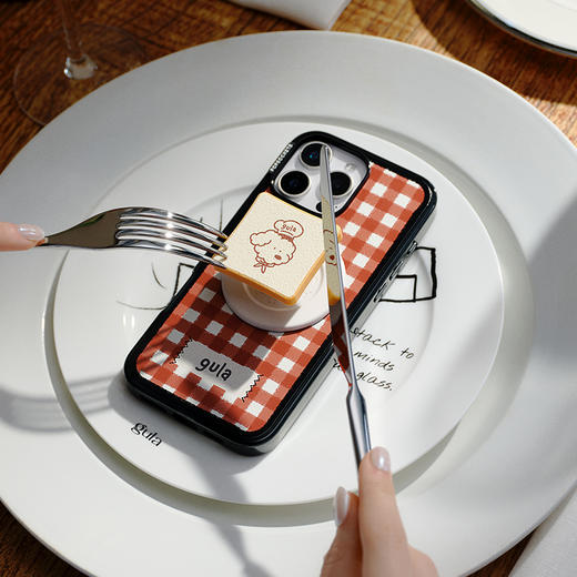 【上菜了! À Table!】红白格纹 PopSockets x gula 联名系列 POPCASE手机壳 MagSafe Popcase磁吸款 撞色 格纹 iPhone17/16/15/14/13 商品图1