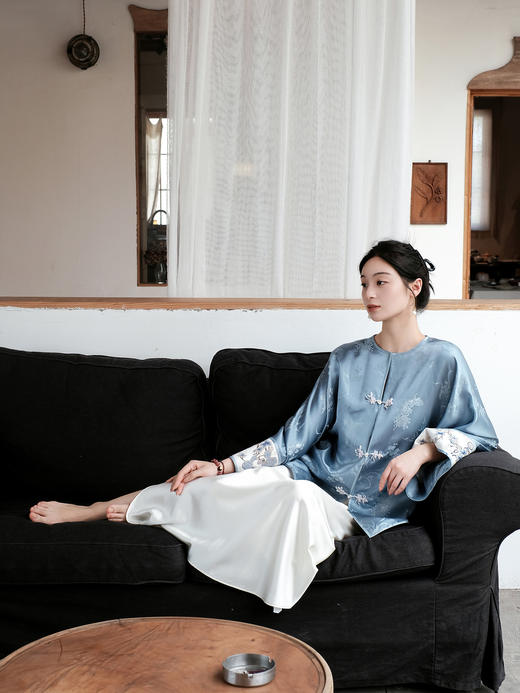 盛唐牡丹| 福蝶手工打籽绣真丝外套 商品图6