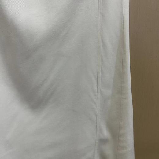 【线上专属】开衩半裙24706807月影白 商品图1