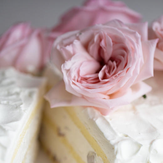 「卓卓高」TableCake｜「粉玫瑰之恋」玫瑰荔枝奶油长桌糕 商品图6