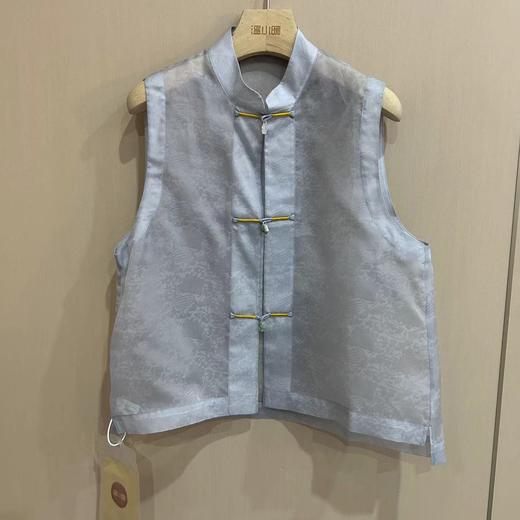 【2026东衣作】中式马甲（23704158素采） 商品图0