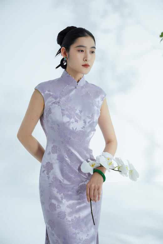 荷言HEYEN 黛轩 真丝羊毛牡丹提花织金紫色旗袍知性优雅风高定系列 商品图0