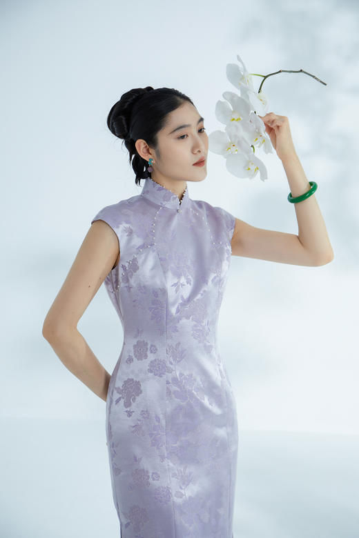 荷言HEYEN 黛轩 真丝羊毛牡丹提花织金紫色旗袍知性优雅风高定系列 商品图1
