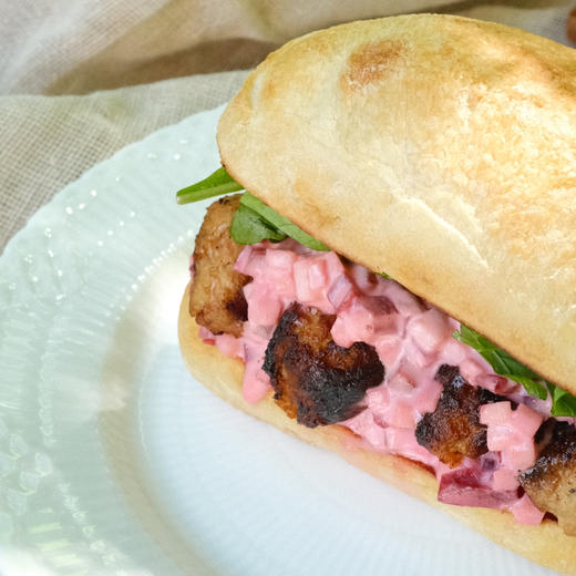 ★ 瑞典肉丸子恰巴塔Ciabatta with meatballs & beetroot slaw 商品图2