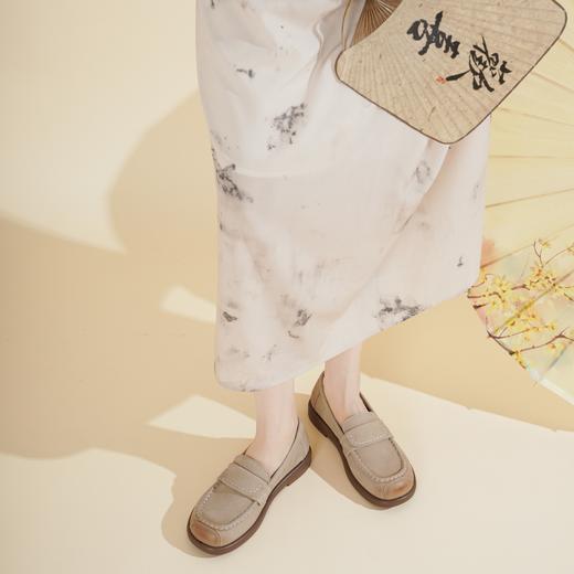 【春季新款】2025年春季新款舒适平底简约大气优雅百搭乐福鞋X25CM38991 商品图1