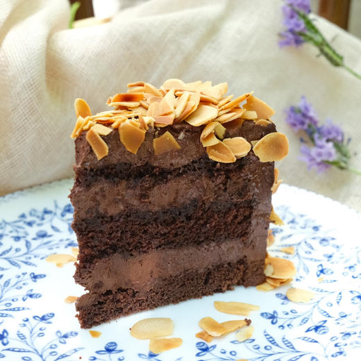 巧克力海盐杏仁片蛋糕切角Chocolate Sea Salt Almond Cake 商品图2