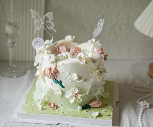 蝴蝶仙女蛋糕（需提前6小时预定） 商品图0