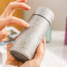 钛迷你保温杯， 钛涂装内胆，  180ml  ，喝到一口安全、放心热水