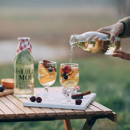 萝拉莫拉桑格利亚白葡萄酒配制酒 7%vol 1L 商品图0