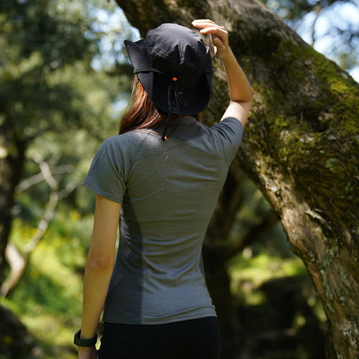 灰壳户外美利奴羊毛速干短袖排汗美丽诺网眼纹拼接运动登山T恤女 商品图3