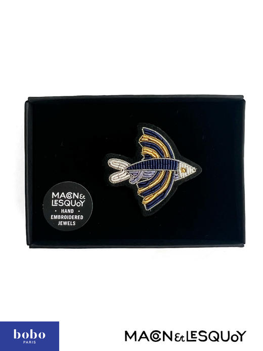 Macon&Lesquoy 原创设计 飞鱼 M&L刺绣手工饰品胸针 商品图1
