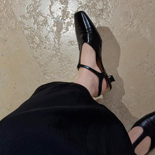 【特价不退不换】【部分现货，只换不退】良木礼羊皮凉鞋（2365-5） 商品图1