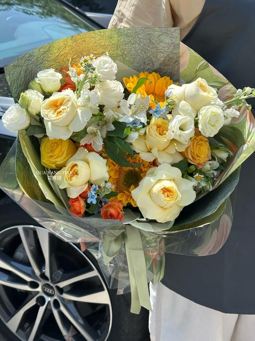 皎洁月光 · 花束 商品图0