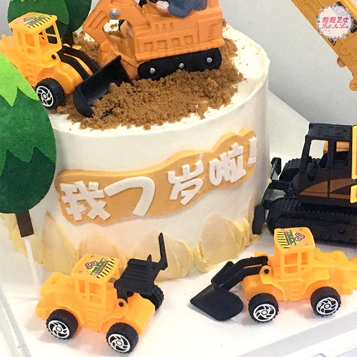 新款3D立体挖掘机蛋糕  | 机身可360°旋转，挂钩可上下伸缩，真实模拟挖掘场景 商品图5