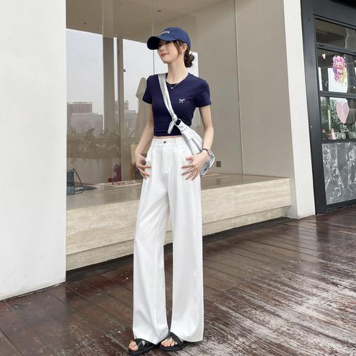 【爆仓中！预售3-5天发货！！】卷卷紫垂顺显瘦直筒牛仔裤 丝滑柔软不挑腿型 侧面双线设计分化腿部宽度 显瘦时尚精致 商品图2