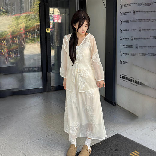 3-7天发货 一眼就沦陷【ORIGNAL&CO国风重工刺绣套装】轻盈无负担  温婉气质 商品图5