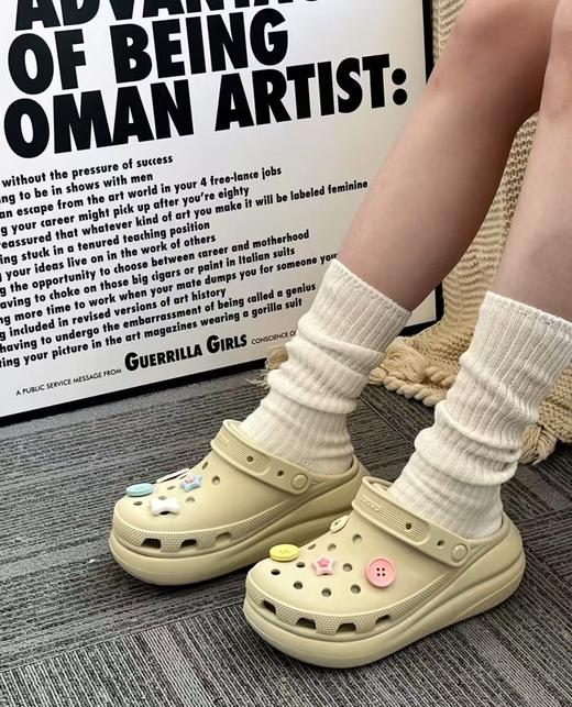 敲好穿的泡芙洞洞鞋！ 商品图4