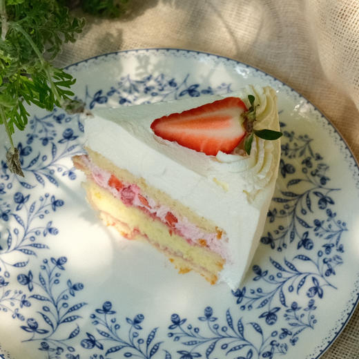 超级草莓奶油蛋糕切角Super Strawberry Cream Cake Slice 商品图1