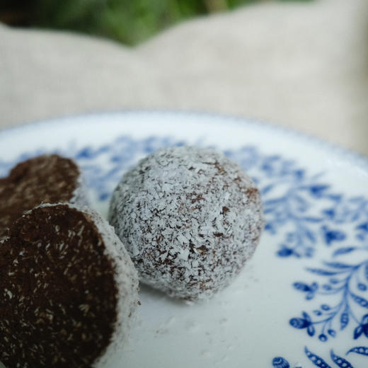 燕麦巧克力椰蓉球 Chocolate Oat Ball 商品图1