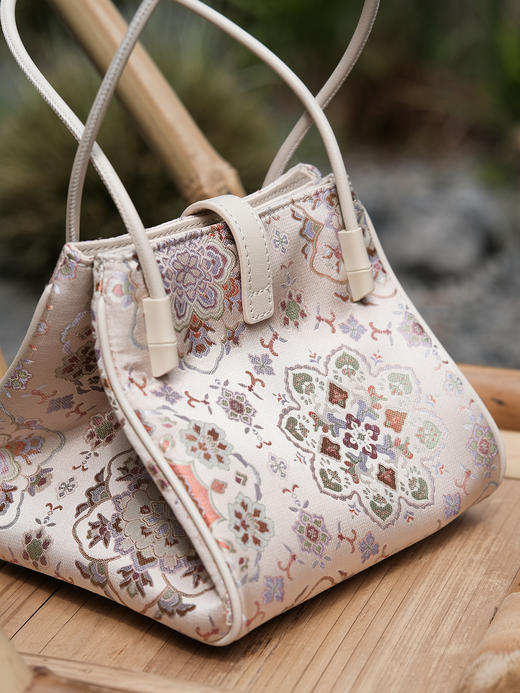 盛唐婧 |知颜手提包-杏色[特价品] 商品图4