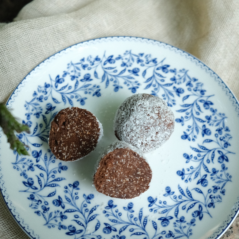 燕麦巧克力椰蓉球 Chocolate Oat Ball