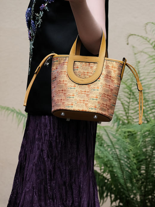 盛唐婧 |未染手提包[特价品] 商品图4