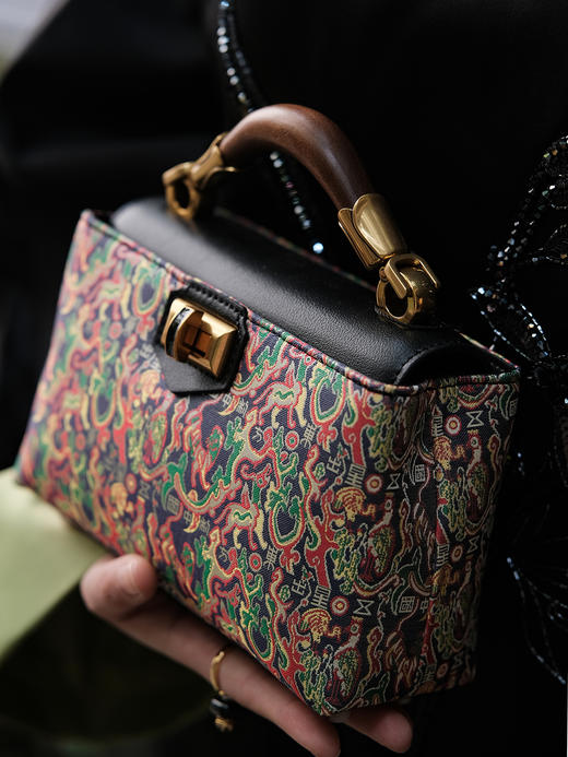 盛唐婧 |丹枫手提包-黑色[特价品] 商品图3