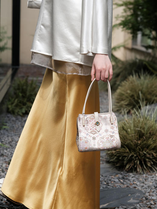 盛唐婧 |知颜手提包-杏色[特价品] 商品图5