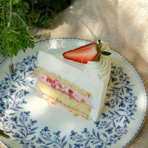超级草莓奶油蛋糕切角Super Strawberry Cream Cake Slice 商品图0
