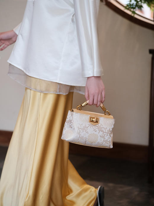 盛唐婧 |丹枫手提包-金色[特价品] 商品图5