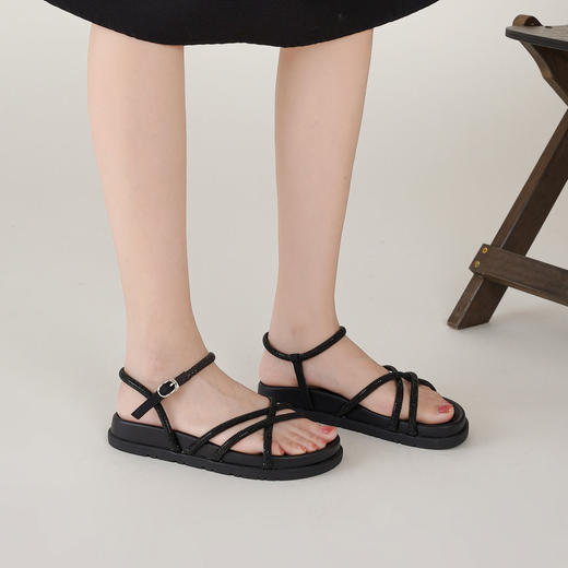 【夏季新款】西村名物2025年夏季新款舒适平底包脚露趾时尚罗马凉鞋T25BG20961 商品图4