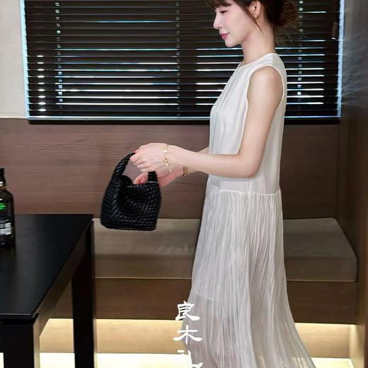 【卖完下架】良木礼醋酸连衣裙（82627） 商品图1