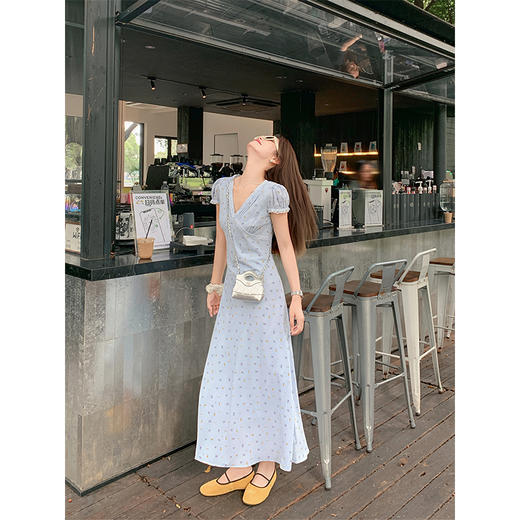 <曾小咸推荐>新品现货秒杀！卖完下架不再补 ！微信粉丝打折价！！碎花连衣裙 日常189.99/件 立减60 秒杀129.99/件！！ 商品图4