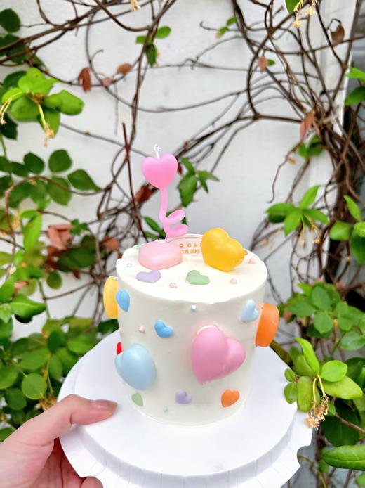 “爱心多巴胺蛋糕”配银色弯曲蜡烛（螺旋蜡烛暂时没有），提前5小时预定，标配3套餐具 商品图1