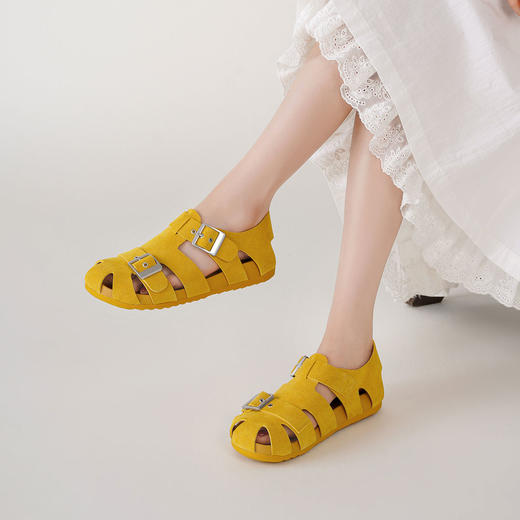 【夏季新款】西村名物2025年夏季新款舒适平底包脚露趾经典罗马凉鞋T25BG21031 商品图6