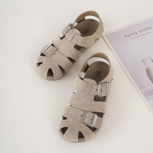 【夏季新款】西村名物2025年夏季新款舒适平底包脚露趾经典罗马凉鞋T25BG21031 商品图8