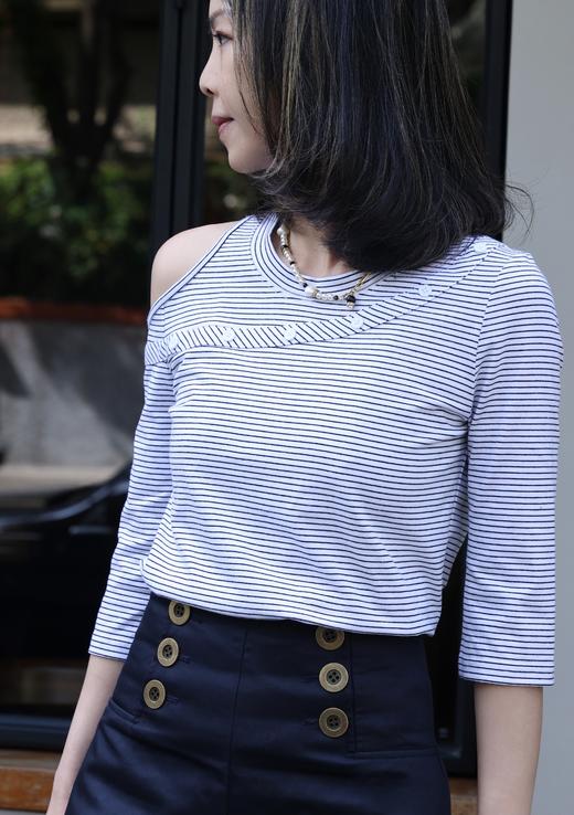 TYNVIE 海军蓝高腰纽扣细节阔腿裤 商品图7