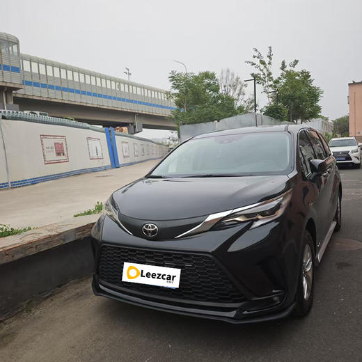 丰田 格瑞维亚 2.5L混动 舒适版【长租-北京】 商品图2