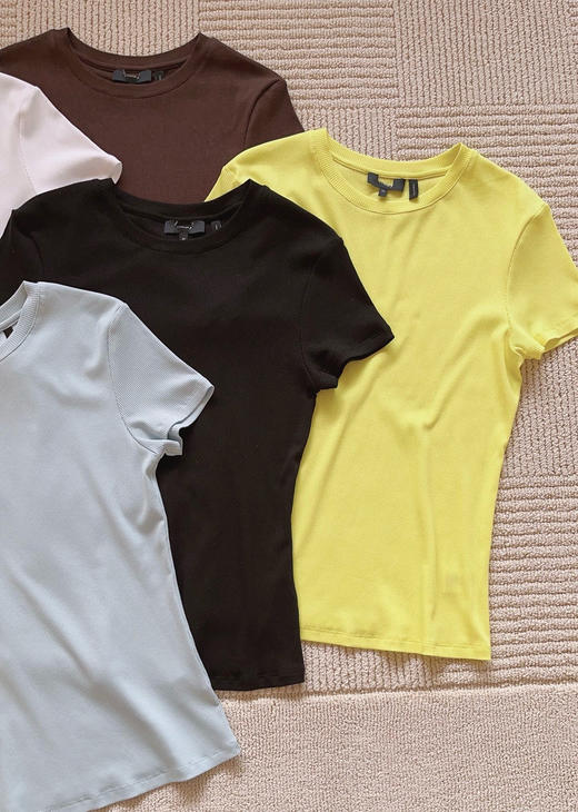 324-2 亏清无退换 极简高级 人手两件 th基础款 螺纹坑条 匹马棉针织 圆领短袖T恤 商品图11